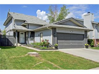 Photo 1: 31 SHAWCLIFFE Place SW in Calgary: Shawnessy House for sale : MLS®# C4066106