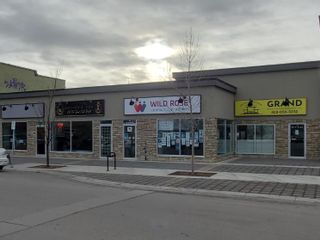 Main Photo: 127 3 Avenue SW: High River Retail for sale : MLS®# A1165061
