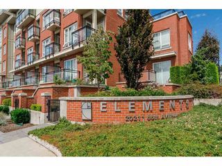 Photo 1: D211-20211 66 Avenue in Langley: Willoughby Heights Condo for sale : MLS®# R2497090