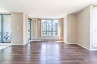 Photo 4: 1501 1238 MELVILLE Street in Vancouver: Coal Harbour Condo for sale in "POINTE CLAIRE" (Vancouver West)  : MLS®# R2868584