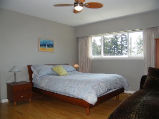 Photo 10: 5621 KEITH Street in Burnaby: South Slope House for sale (Burnaby South)  : MLS®# R2059166