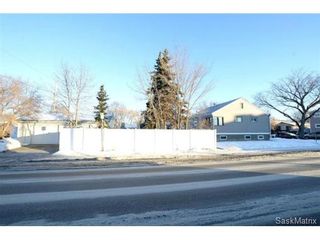 Photo 40: 370 TORONTO Street in Regina: Churchill Downs Single Family Dwelling for sale (Regina Area 03)  : MLS®# 522528