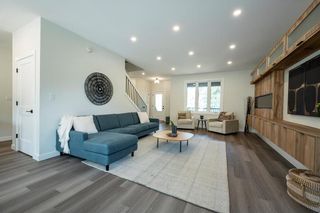 Photo 5: 906 Riverwood Avenue in Winnipeg: East Fort Garry Residential for sale (1J)  : MLS®# 202330293
