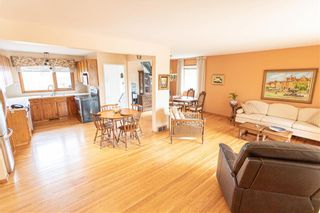 Photo 7: 18 Lochinvar Avenue in Winnipeg: Windsor Park Residential for sale (2G)  : MLS®# 202123694