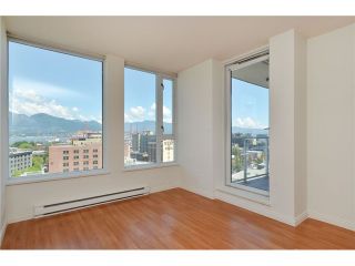 Photo 2: 1505 505 Talyor Street in Vancouver: Downtown Condo for sale (Vancouver West)  : MLS®# V1074531
