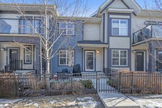 Photo 1: 709 Mckenzie Towne Square SE in Calgary: McKenzie Towne Row/Townhouse for sale : MLS®# A1195292