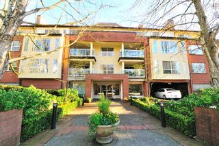 Photo 1: 213 8300 BENNETT Road in Richmond: Brighouse South Condo for sale in "MAPLE COURT" : MLS®# R2159657