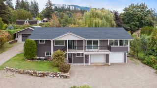 Photo 2: 2660 Northeast 25 Street in Salmon Arm: S. APPLEYARD House for sale (NE Salmon Arm)  : MLS®# 10165234