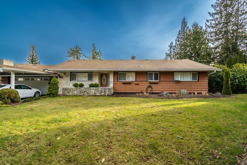 FEATURED LISTING: 47470 MOUNTAIN PARK Drive Chilliwack