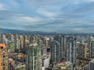 Photo 18: 3805 1289 HORNBY Street in Vancouver: Downtown VW Condo for sale in "One Burrard Place" (Vancouver West)  : MLS®# R2870544
