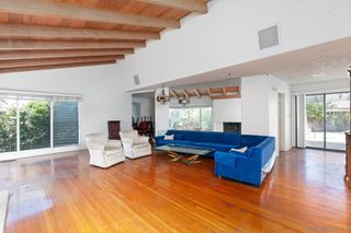 Photo 4: LA JOLLA House for sale : 4 bedrooms : 6490 La Jolla Scenic