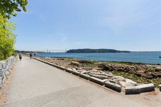 Photo 19: 104 1930 MARINE Drive in West Vancouver: Ambleside Condo for sale in "PARK MARINE" : MLS®# R2427071