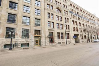 Photo 1: 204 181 Bannatyne Avenue in Winnipeg: Exchange District Condominium for sale (9A)  : MLS®# 202305003