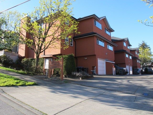 Main Photo: 103 303 CUMBERLAND Street in New Westminster: Sapperton Townhouse for sale : MLS®# R2053717