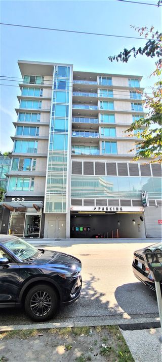 Photo 12: 812 522 W 8TH Avenue in Vancouver: Fairview VW Condo for sale (Vancouver West)  : MLS®# R2786382