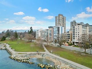 Photo 2: 401 2015 BEACH Avenue in Vancouver: West End VW Condo for sale (Vancouver West)  : MLS®# R2872018