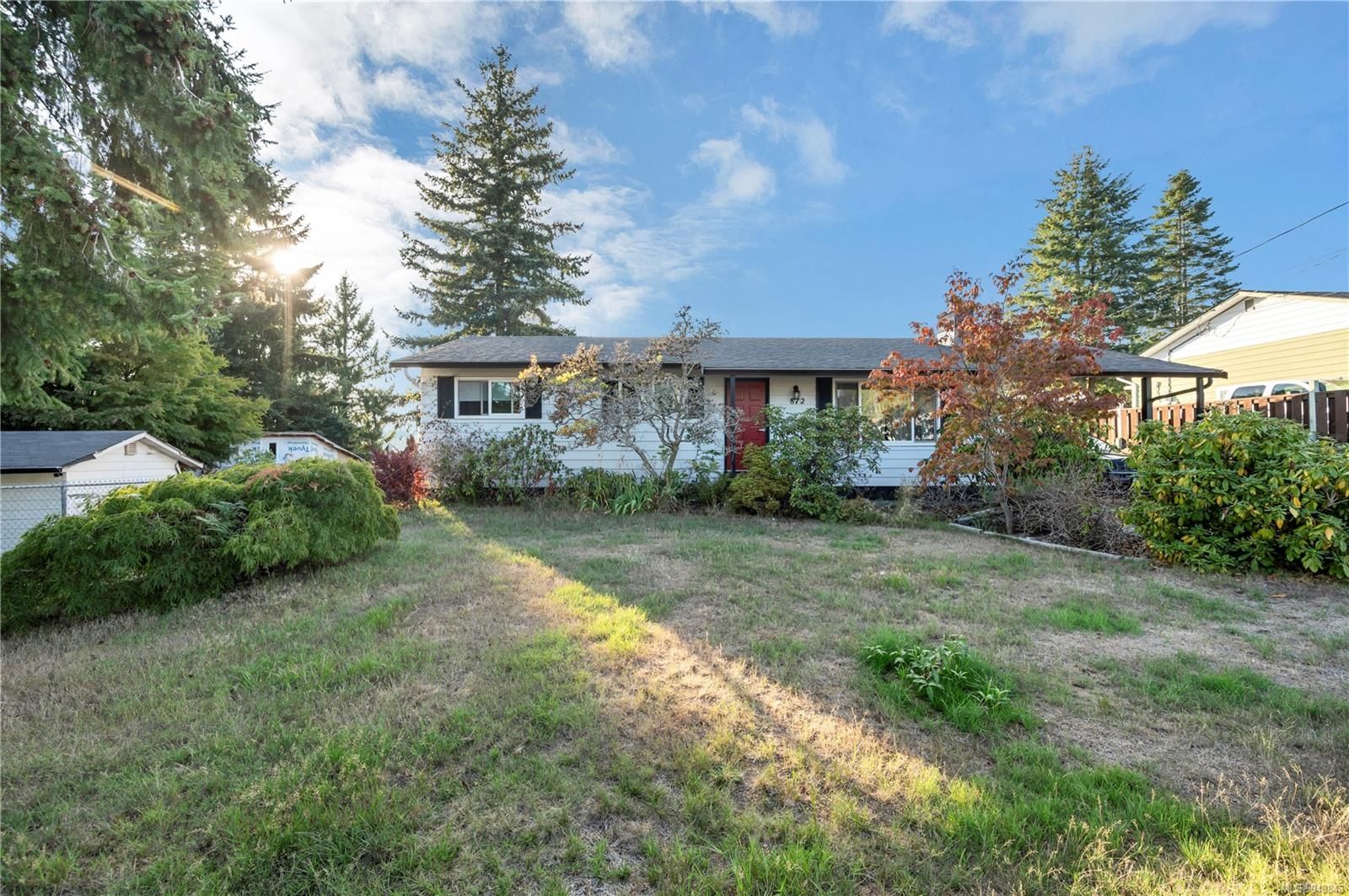 Main Photo: 872 Somerset St in Campbell River: CR Campbell River Central House for sale : MLS®# 943843