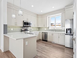 Photo 12: 64 Belvedere Park SE in Calgary: Belvedere Detached for sale : MLS®# A2039265