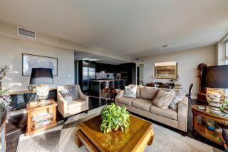 Photo 11: 1705 150 W 15TH Street in North Vancouver: Central Lonsdale Condo for sale in "15 West" : MLS®# R2747590