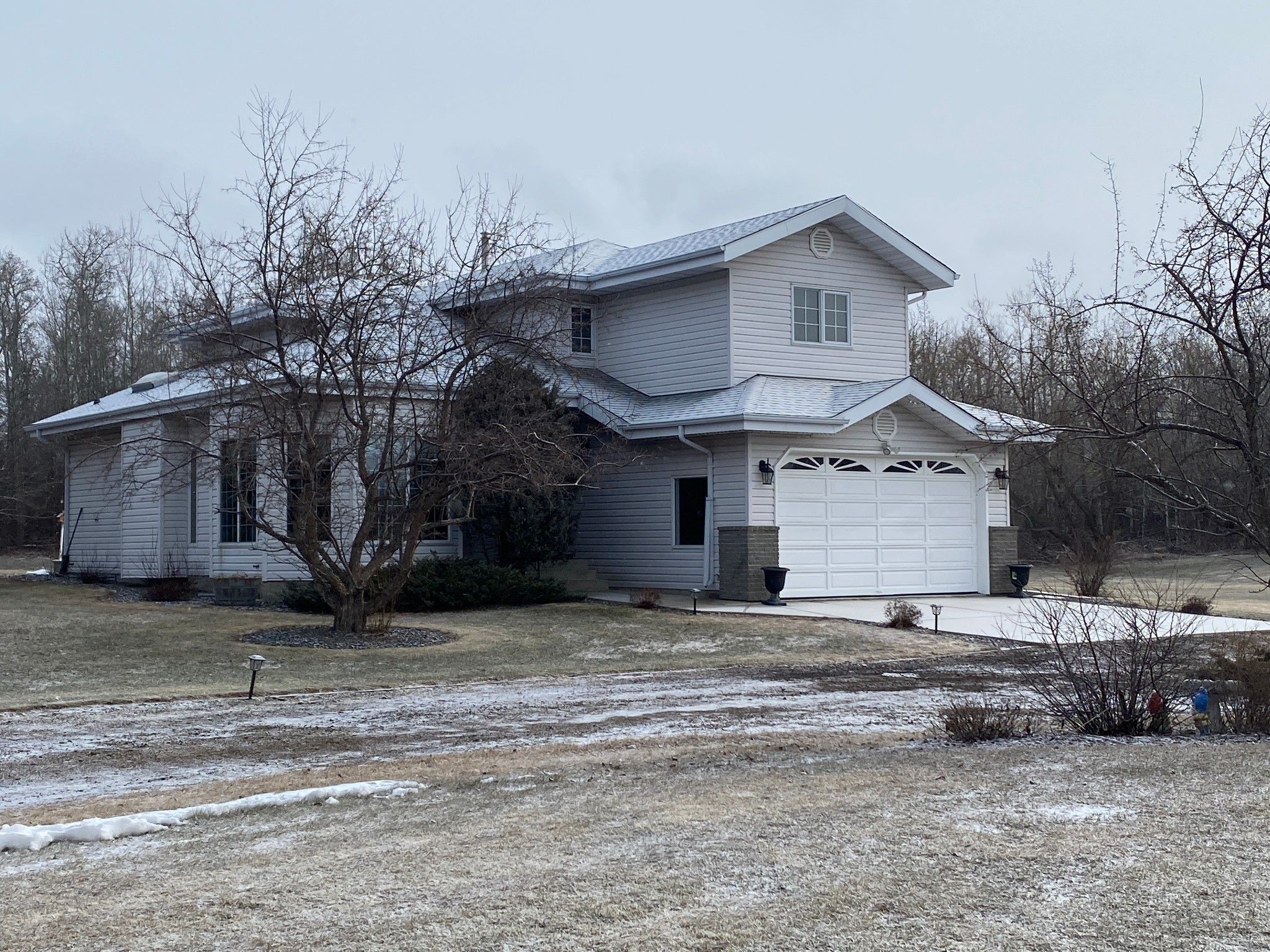 Main Photo:  in Sherwood Park: Country Residential for sale