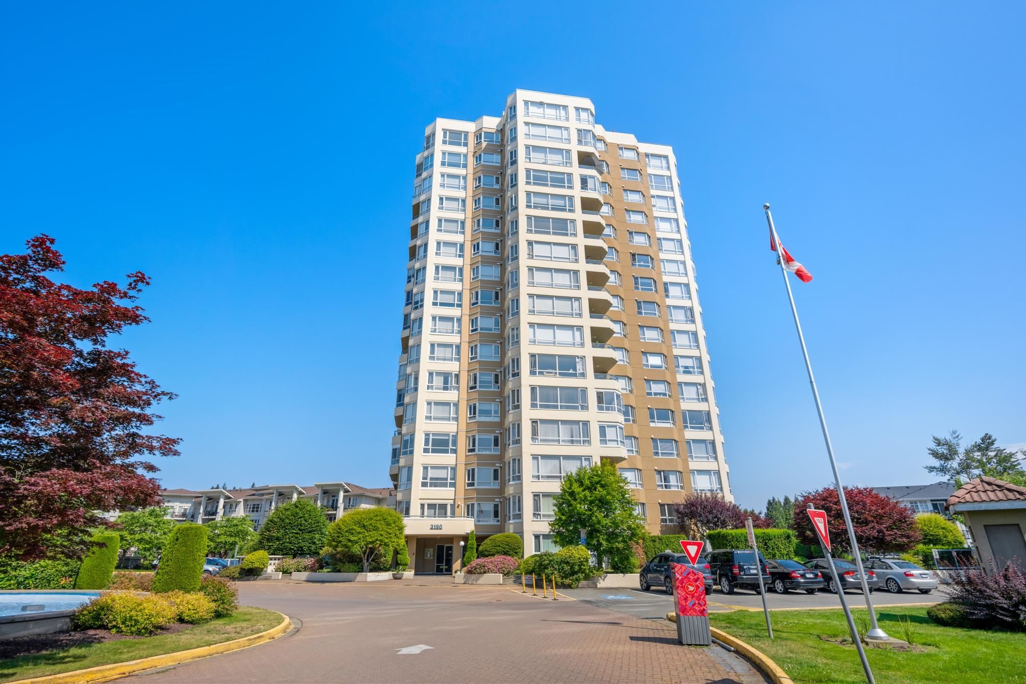 Main Photo: 502 3190 GLADWIN Road in Abbotsford: Central Abbotsford Condo for sale in "Regancy Towers" : MLS®# R2793474