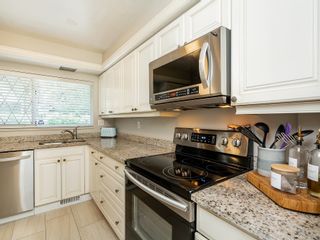 Photo 10: 148 3300 CAPILANO Road in North Vancouver: Edgemont Townhouse for sale in "Ridgewood Gardens" : MLS®# R2814105