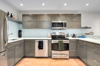 Photo 1: 205 1260 W 10TH Avenue in Vancouver: Fairview VW Condo for sale in "La Belle Court" (Vancouver West)  : MLS®# R2746303