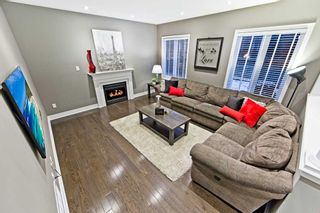 Photo 4: 995 Ernest Cousins Circle in Newmarket: Stonehaven-Wyndham House (2-Storey) for sale : MLS®# N4356964