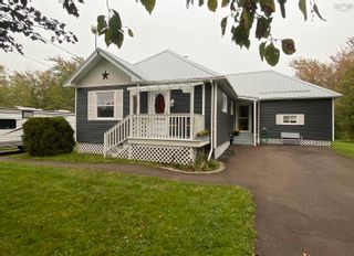 Photo 1: 11838 Highway 2 in Leamington: 102S-South of Hwy 104, Parrsboro Residential for sale (Northern Region)  : MLS®# 202320619