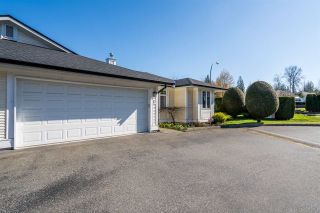 Photo 1: 57 20761 TELEGRAPH Trail in Langley: Walnut Grove Townhouse for sale in "Woodbridge" : MLS®# R2564294