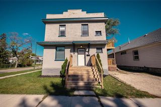 Photo 2: 707 Nassau Street S in Winnipeg: House for sale : MLS®# 202403889