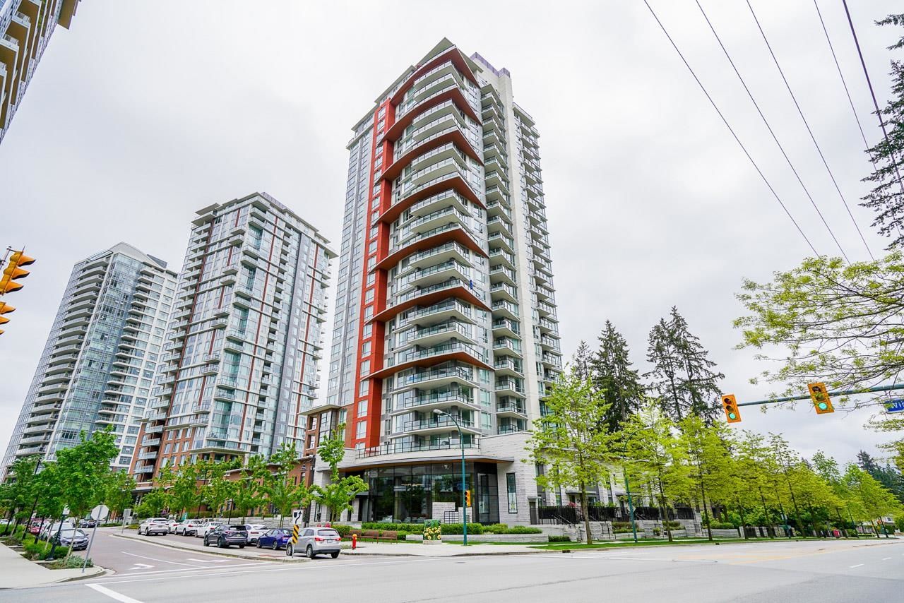 Main Photo: 2001 3096 WINDSOR Gate in Coquitlam: New Horizons Condo for sale in "THE MANTYLA" : MLS®# R2758502