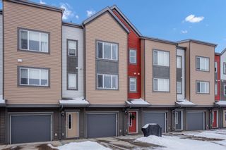 Photo 2: 127 Copperpond Row SE in Calgary: Copperfield Row/Townhouse for sale : MLS®# A2106570
