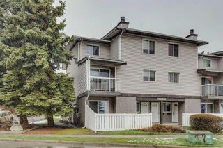 Photo 2: 28 3800 Fonda Way SE in Calgary: Forest Heights Row/Townhouse for sale : MLS®# A2126935