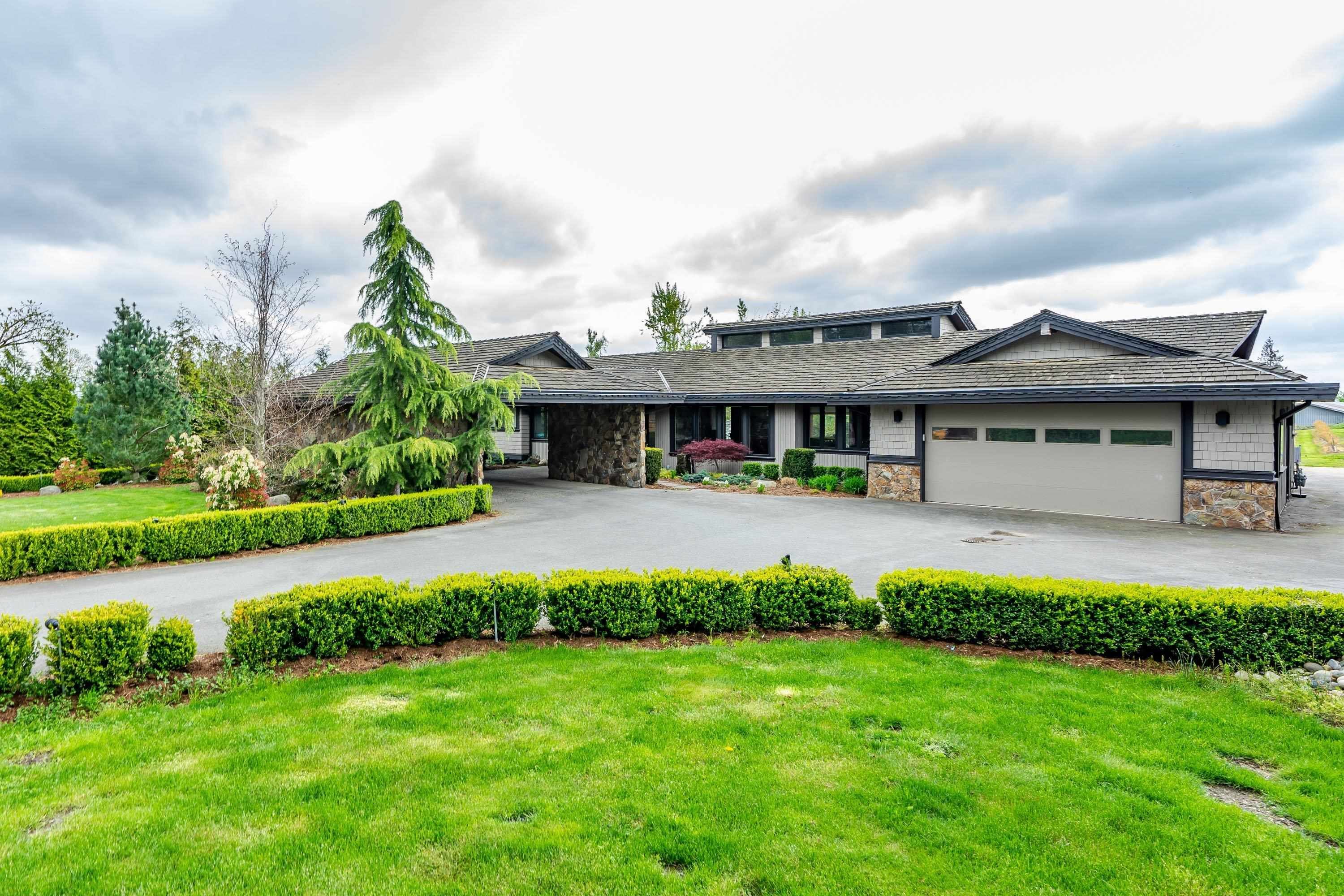 Main Photo: 29852 MACLURE Road in Abbotsford: Bradner House for sale : MLS®# R2629394