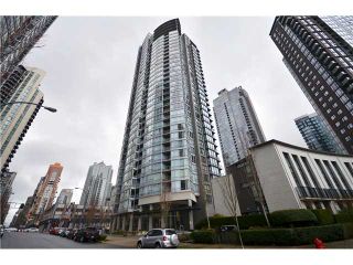 Photo 10: 907 1438 RICHARDS Street in Vancouver: Yaletown Condo for sale in "AZURA ONE" (Vancouver West)  : MLS®# V990481