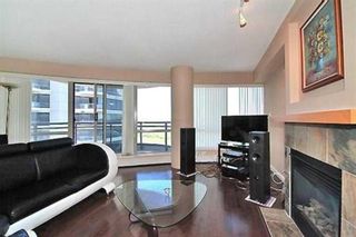 Photo 2: 1804 1078 6 Avenue SW in Calgary: Downtown West End Apartment for sale : MLS®# A2128067