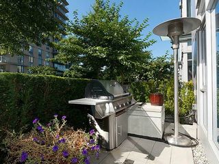 Photo 3: TH33 1281 W CORDOVA Street in Vancouver: Coal Harbour Condo for sale (Vancouver West)  : MLS®# V990509