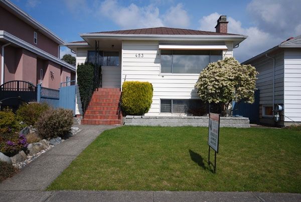 Main Photo: 453 E 56TH Avenue in Vancouver: South Vancouver House for sale (Vancouver East)  : MLS®# V699362