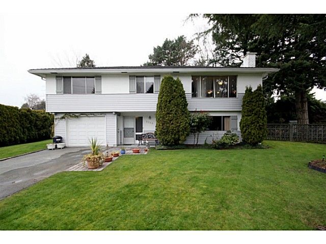 Main Photo: 5125 MASSEY Place in Ladner: Ladner Elementary House for sale in "LADNER ELEMENTARY" : MLS®# V995377