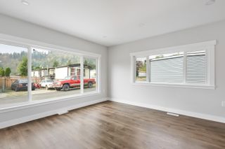 Photo 10: 33 9267 SHOOK Road in Mission: Hatzic Manufactured Home for sale : MLS®# R2724257