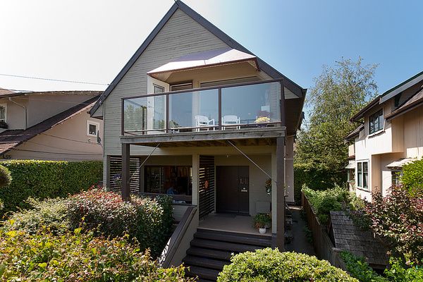 Main Photo: 1741 WATERLOO Street in Vancouver: Kitsilano House for sale (Vancouver West)  : MLS®# V1052686