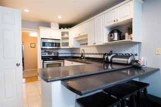 Photo 9: 422 E 2ND Street in North Vancouver: Lower Lonsdale 1/2 Duplex for sale : MLS®# R2533821