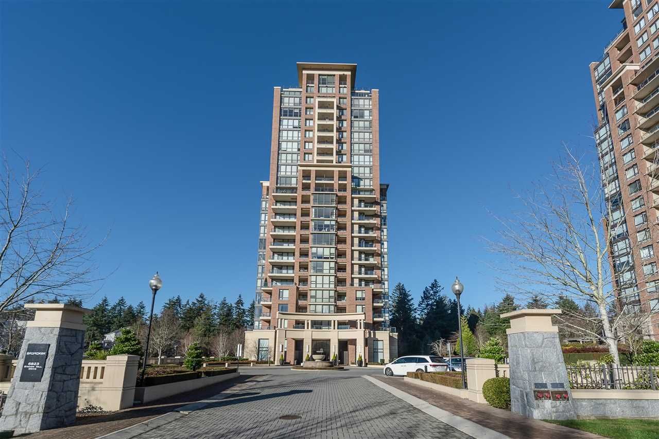 Main Photo: 705 6823 STATION HILL Drive in Burnaby: South Slope Condo for sale (Burnaby South)  : MLS®# R2326962