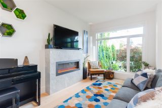 Photo 8: 210 E 18TH STREET in North Vancouver: Central Lonsdale 1/2 Duplex for sale : MLS®# R2372911
