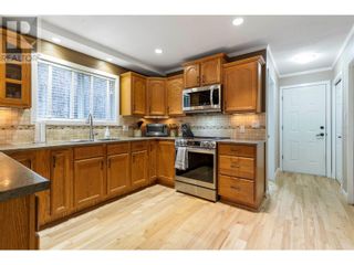 Photo 13: 9532 Winchester Road Fintry: Okanagan Shuswap Real Estate Listing: MLS®# 10302072