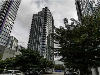 Photo 1: 2301 131 REGIMENT Square in Vancouver: Downtown VW Condo for sale in "SPECTRUM 3" (Vancouver West)  : MLS®# V1091394