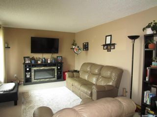Photo 6: 303 3rd Avenue East in Assiniboia: Residential for sale : MLS®# SK937572