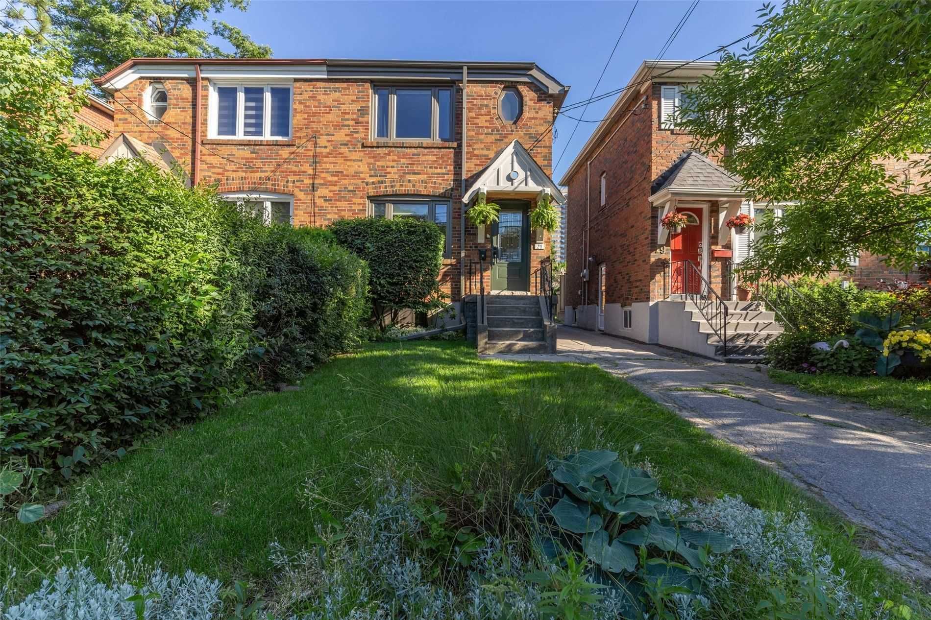 Main Photo: 21 Balfour Avenue in Toronto: East End-Danforth House (2-Storey) for sale (Toronto E02)  : MLS®# E5671930