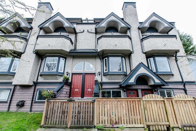Main Photo: 2308 VINE STREET in Vancouver: Kitsilano Townhouse  (Vancouver West)  : MLS®# R2039868